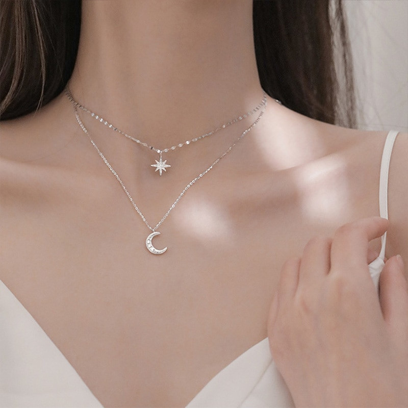 Stylish Moon Necklace: Delicate Layers, Shiny Stars Pendant Choker