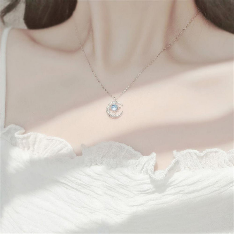 Luxury Moon and Star Necklace: Delicate Fashion  Pendant Necklaces